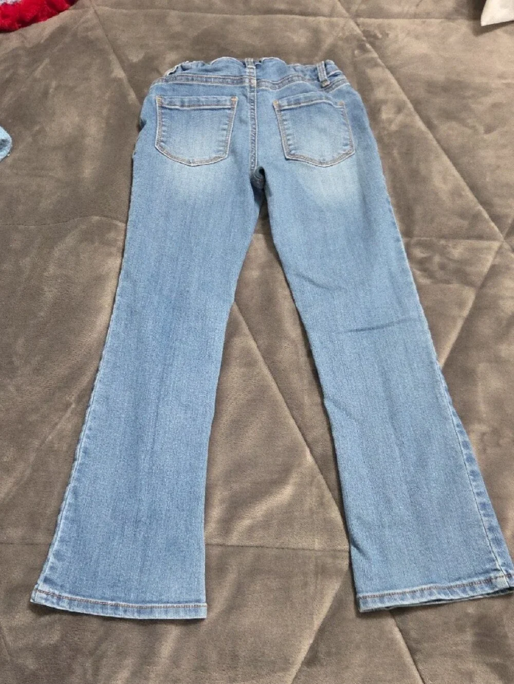 Light Wash Flare Jeans in Blue